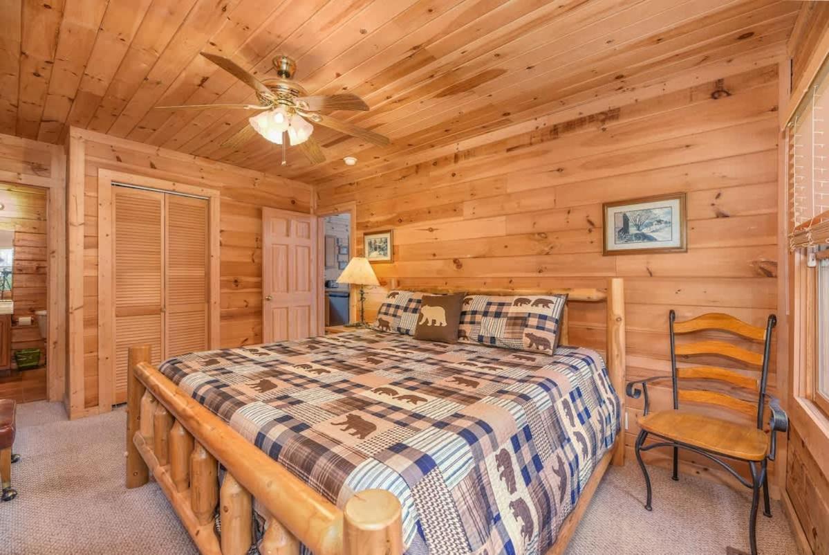 Gorgeous View. Hot Tub. Privacy. Fireplace. Pool & Fishing Access! Sevierville Extérieur photo