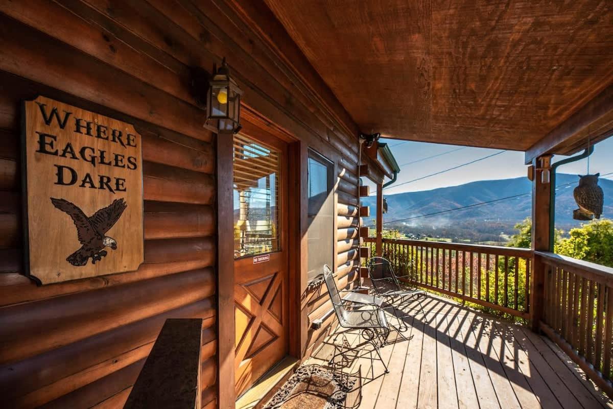 Gorgeous View. Hot Tub. Privacy. Fireplace. Pool & Fishing Access! Sevierville Extérieur photo